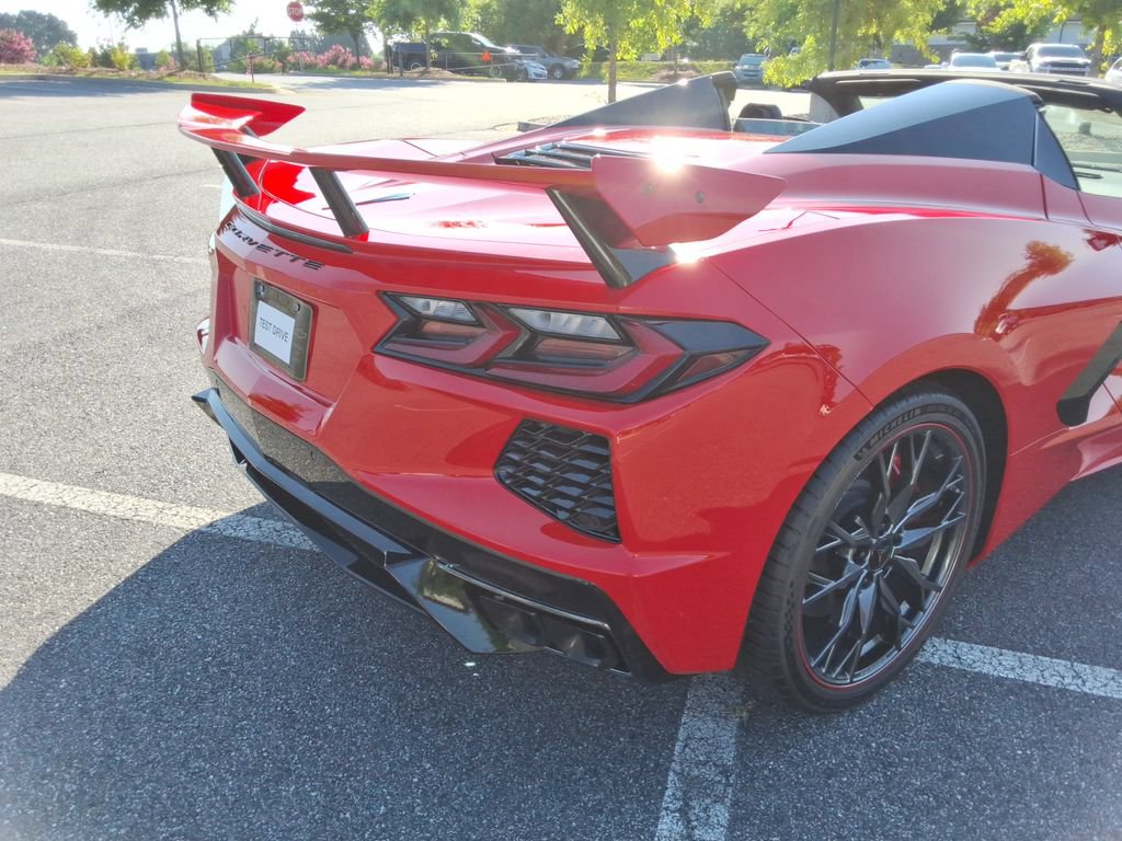 New 2027 Chevrolet Corvette Stingray Convertible w/ Z51 Performance Package RWD image 16