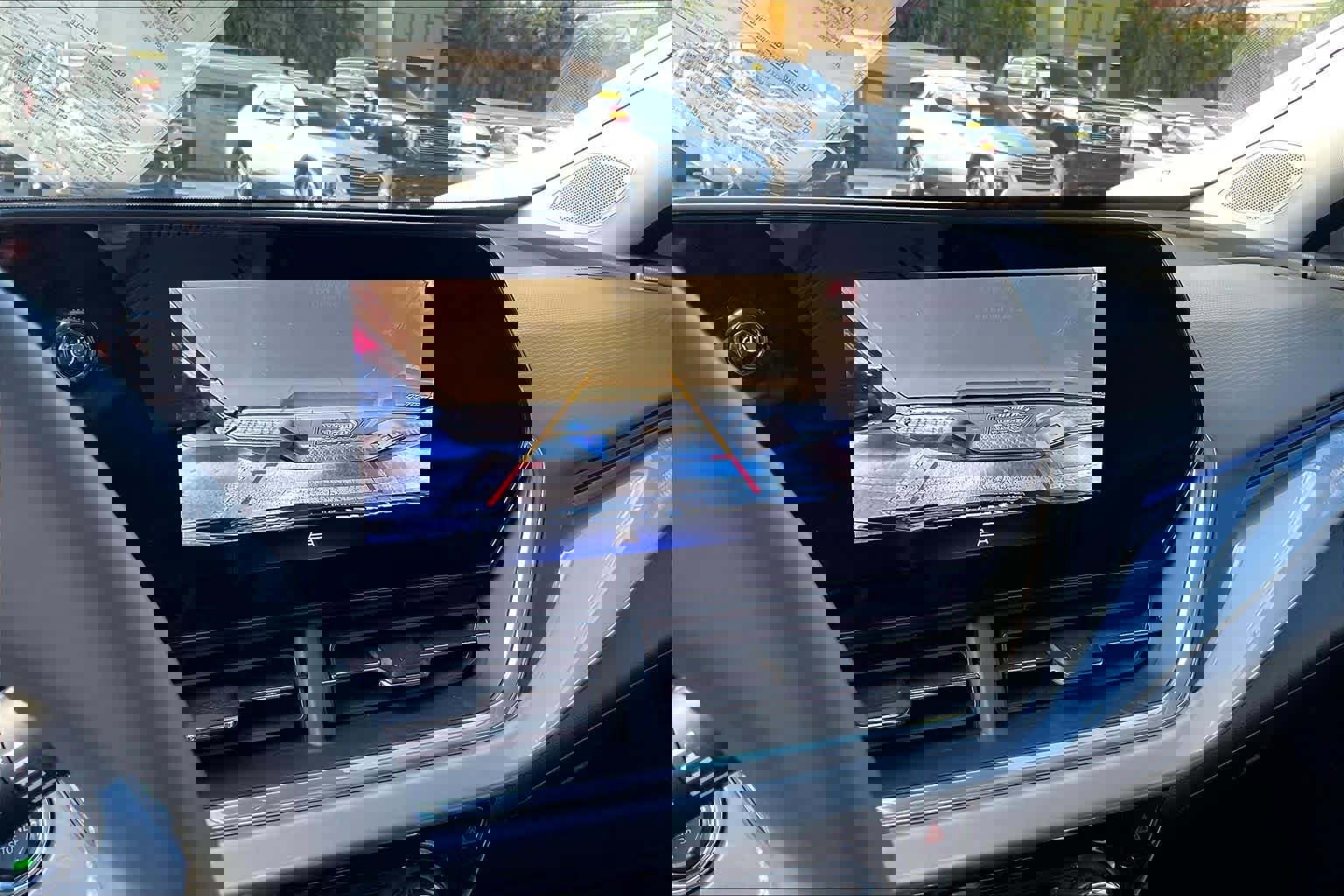 Certified 2024 Chevrolet Trax LT w/ Driver Confidence Package image 20