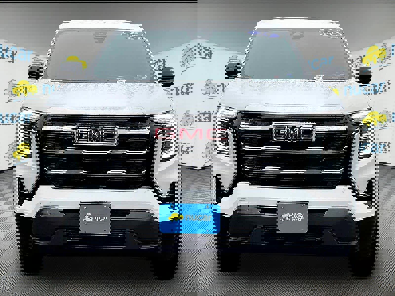 Used 2025 GMC Terrain Elevation image 2