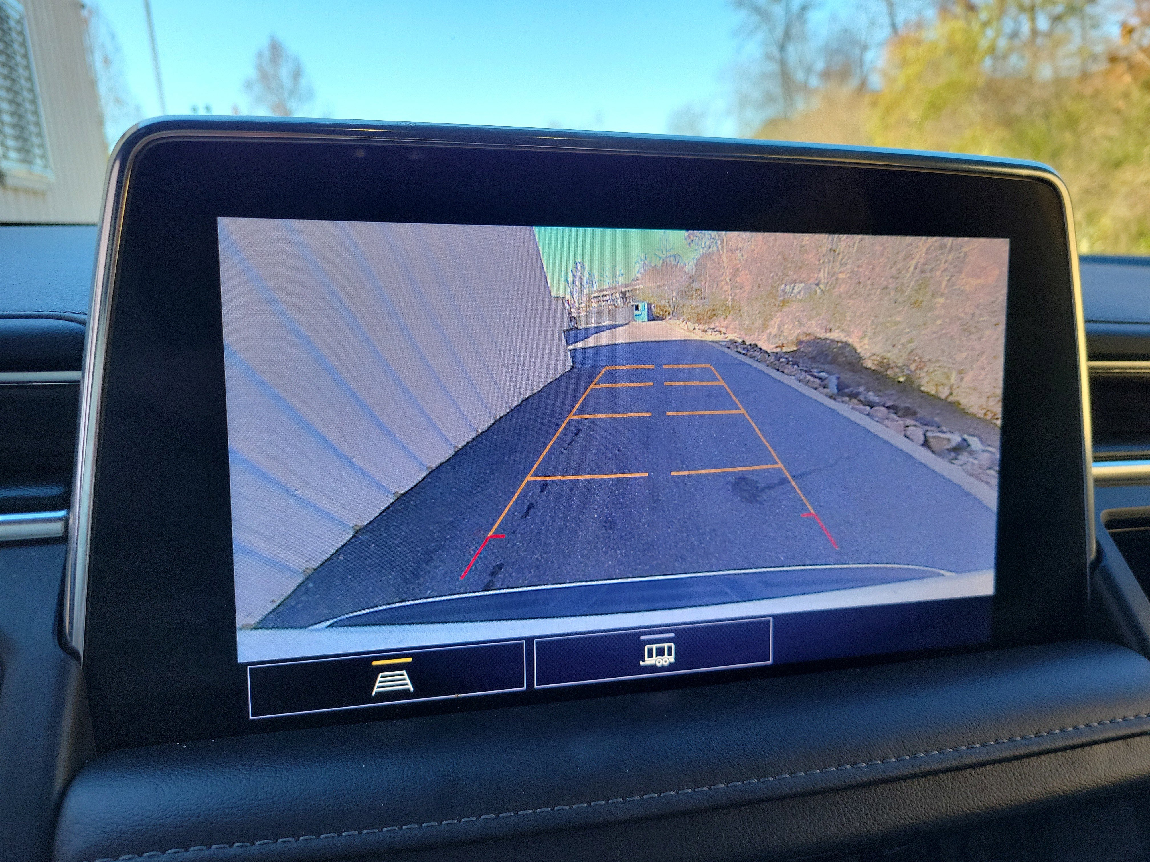 Used 2021 Chevrolet Tahoe Z71 image 24