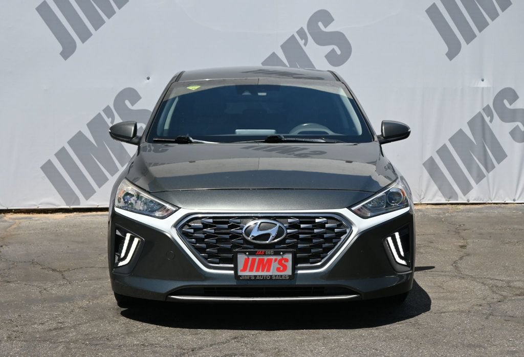 Used 2020 Hyundai Ioniq SE FWD image 2