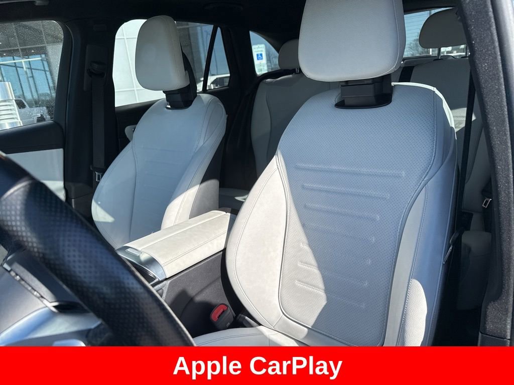Used 2023 Mercedes-Benz GLC 300 4MATIC image 13