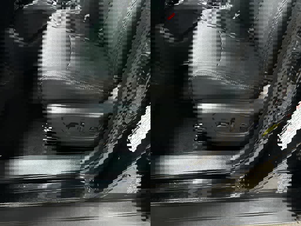 Used 2016 Nissan Rogue SL image 23