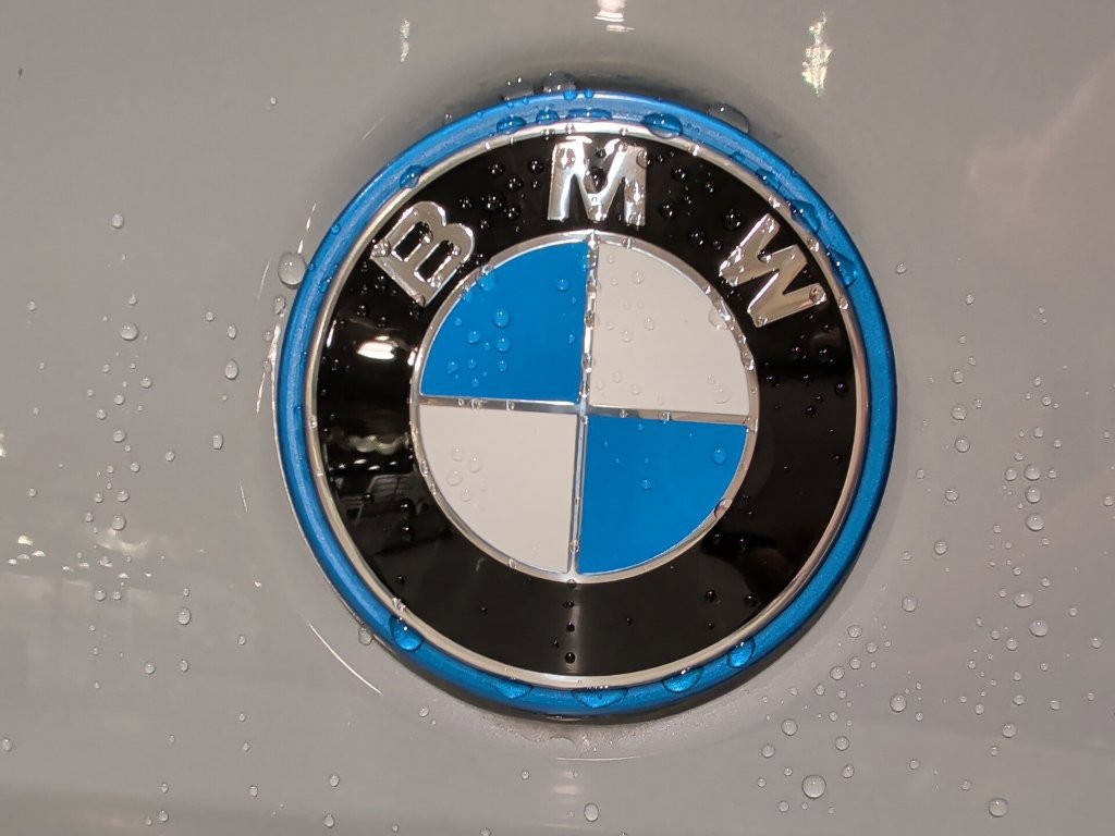 Certified 2025 BMW i5 M60 w/ Premium Package AWD/4WD image 16