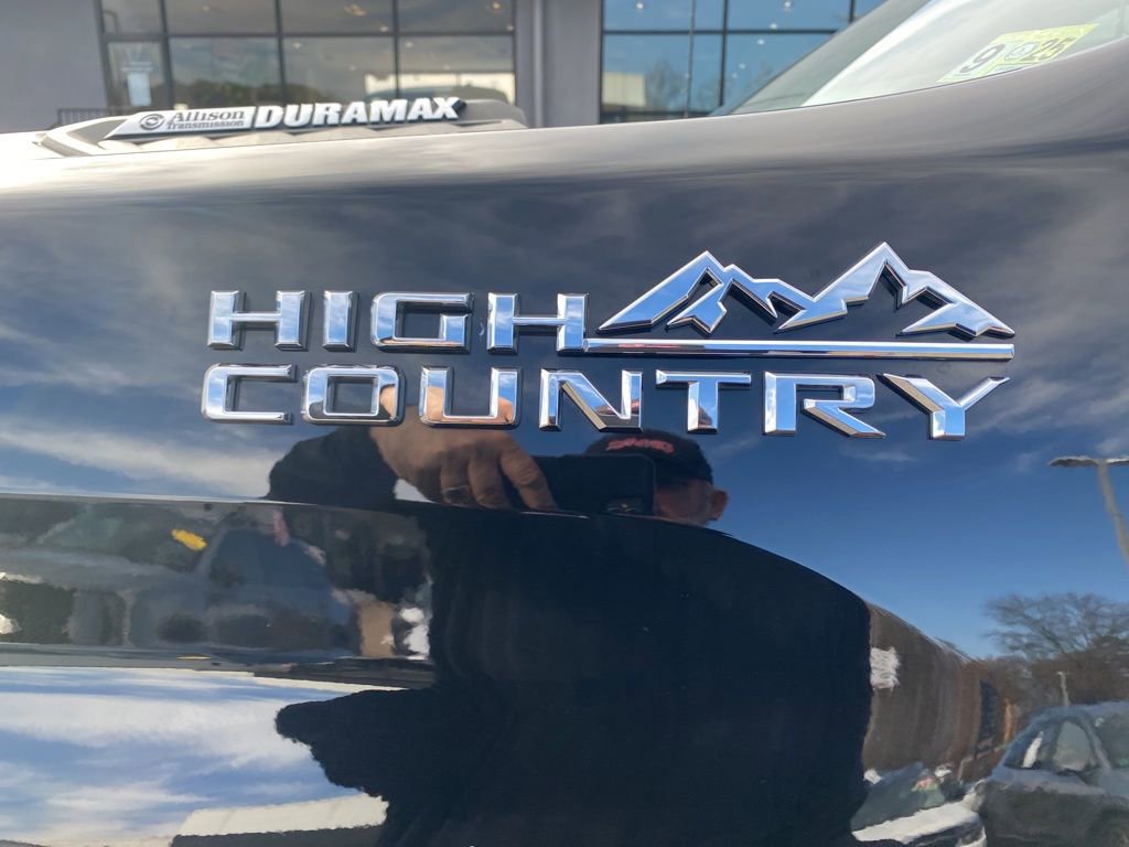 Certified 2025 Chevrolet Silverado 3500 High Country w/ High Country Premium Package image 5