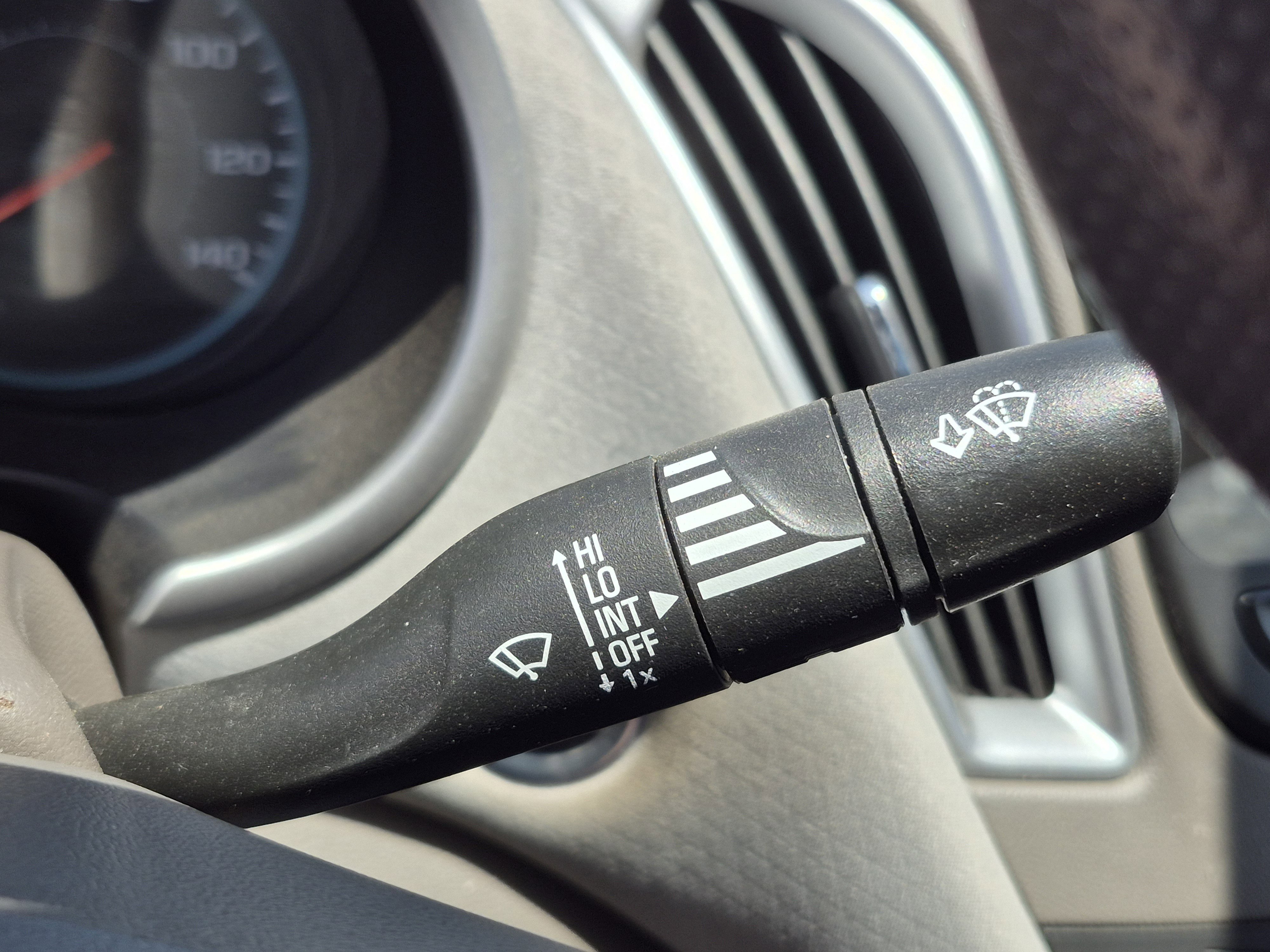 Used 2023 Chevrolet Malibu LS FWD image 30
