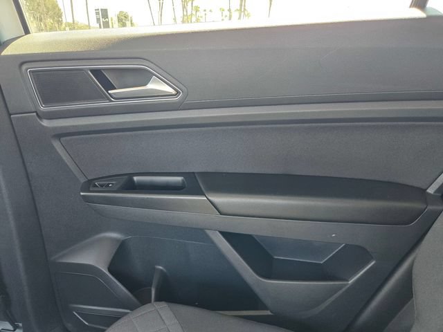 Used 2018 Volkswagen Atlas S FWD image 11