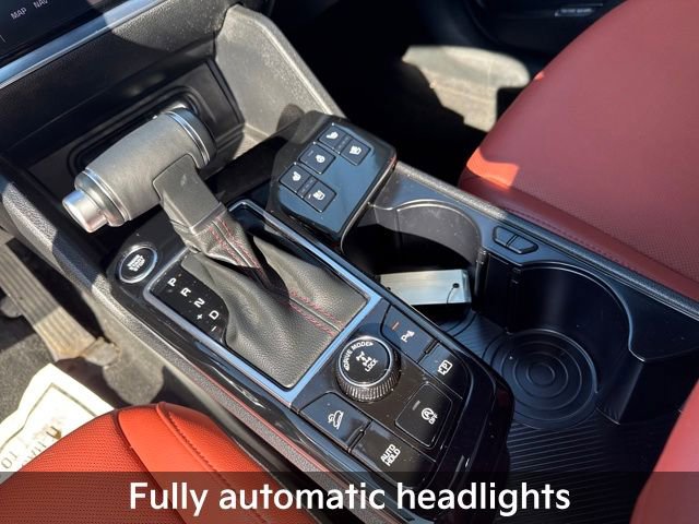 Used 2024 Kia Sportage SX image 23