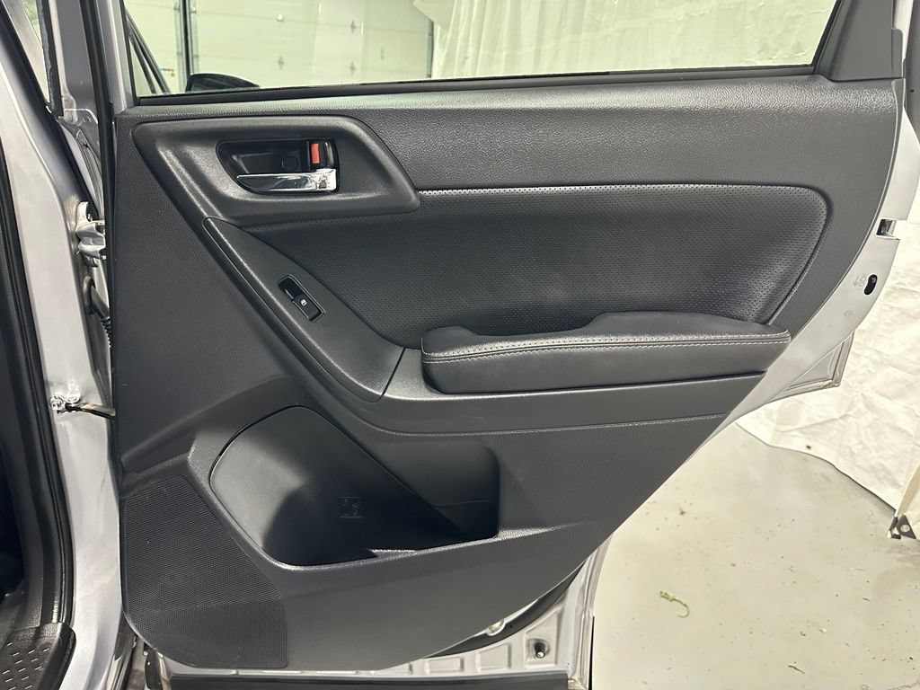 Used 2016 Subaru Forester 2.0XT Premium AWD/4WD image 44