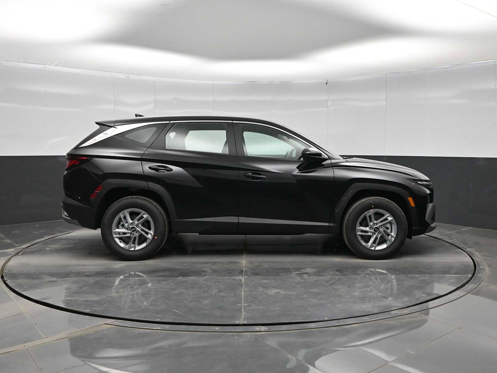 New 2026 Hyundai Venue SEL FWD image 9