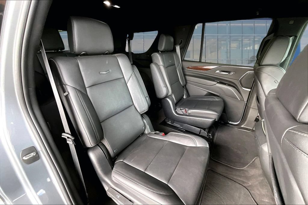 Used 2022 Cadillac Escalade Luxury AWD/4WD image 20