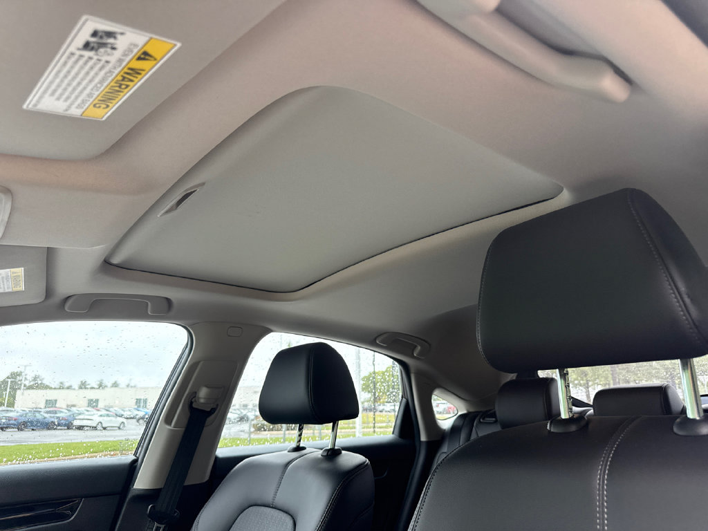 Certified 2024 Honda Civic EX-L image 31