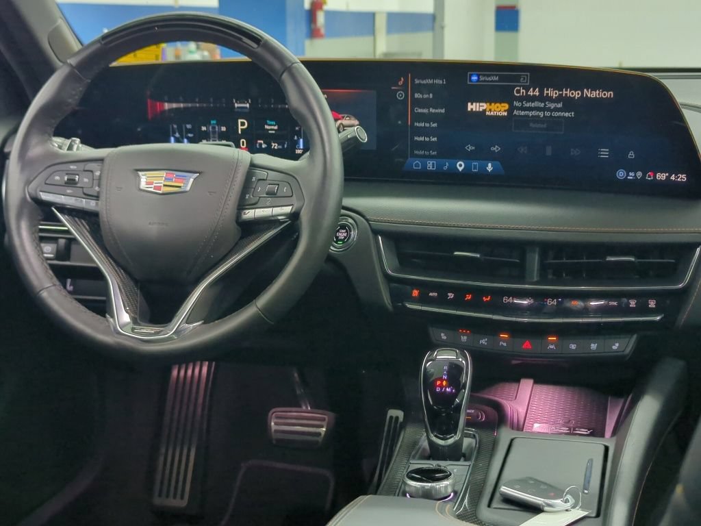 Used 2025 Cadillac CT5 V AWD/4WD image 33