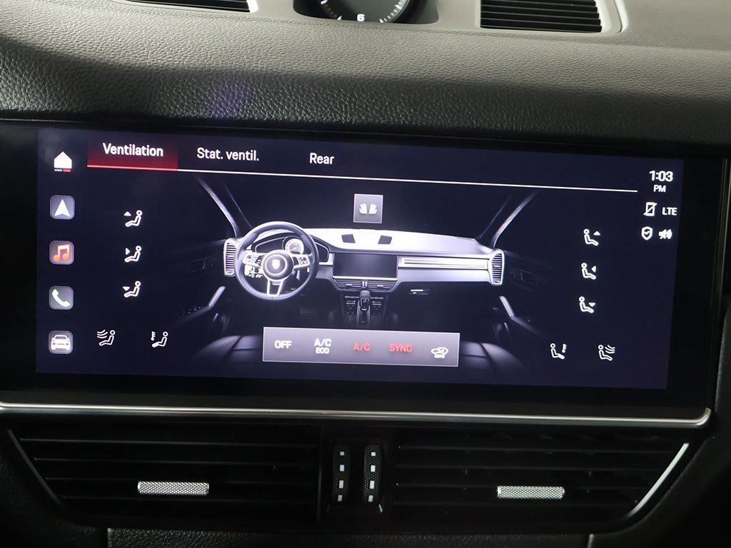 Used 2023 Porsche Cayenne Platinum Edition w/ Premium Package Plus image 50