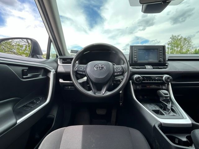 Used 2019 Toyota RAV4 LE w/ All Weather Liner Package AWD/4WD image 13