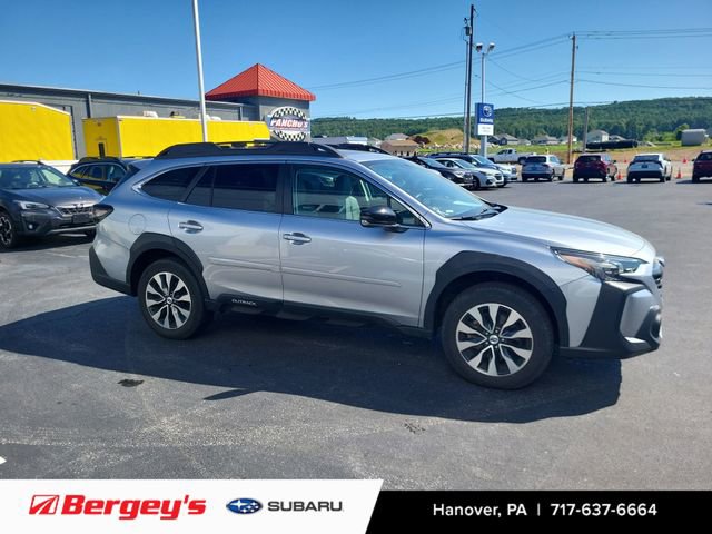 Used 2023 Subaru Outback Limited AWD/4WD image 5