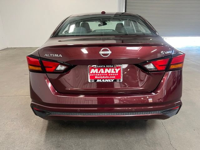 Used 2024 Nissan Altima 2.5 SV FWD image 4