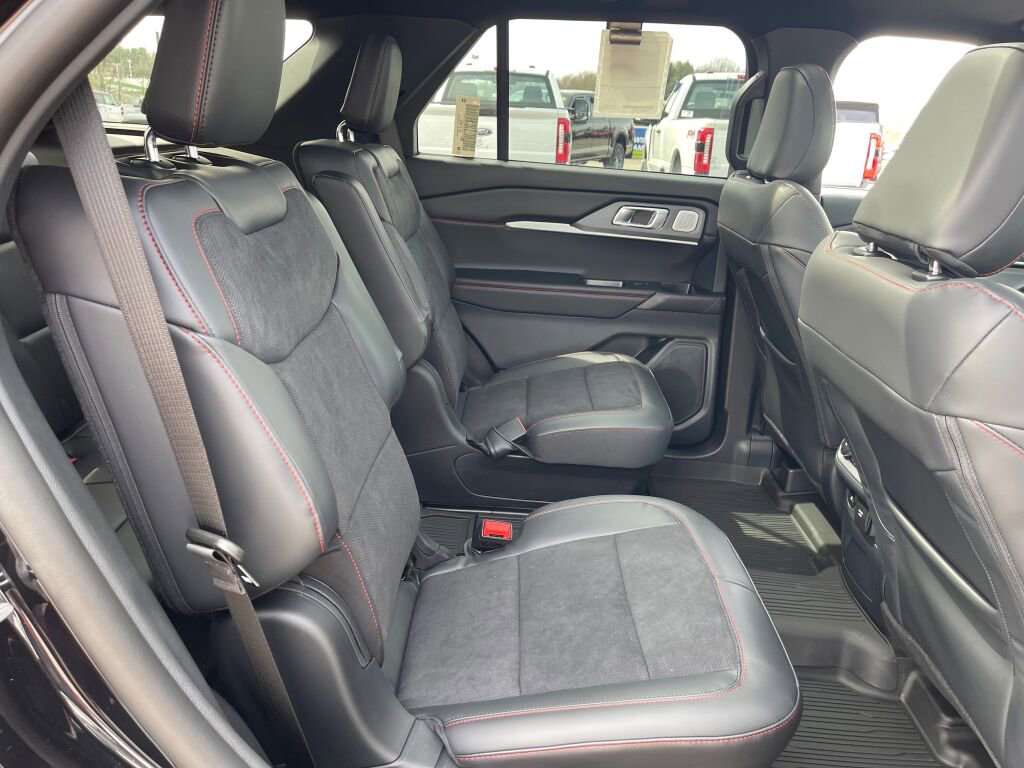 New 2026 Ford Explorer ST image 26