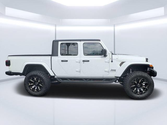 Used 2020 Jeep Gladiator Overland AWD/4WD image 2