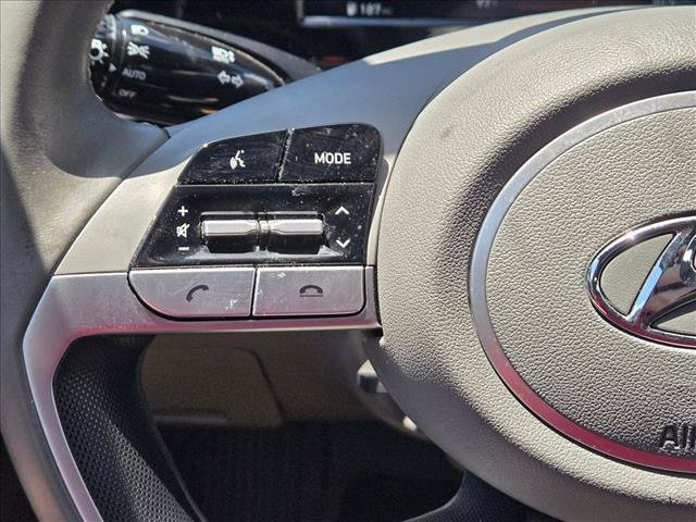 Used 2022 Hyundai Elantra SEL w/ Convenience Package FWD image 21