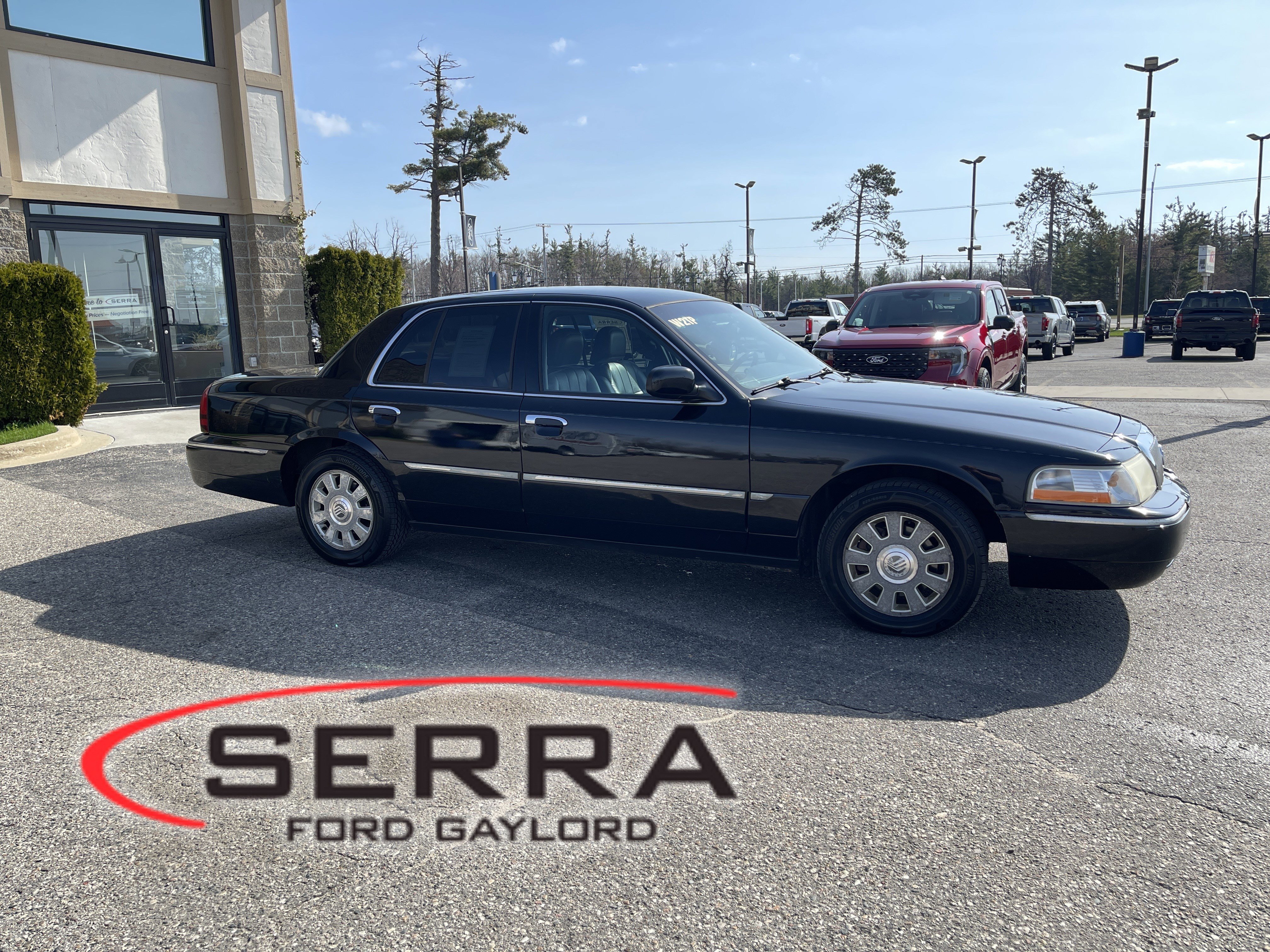 Used 2003 Mercury Grand Marquis LS RWD image 1