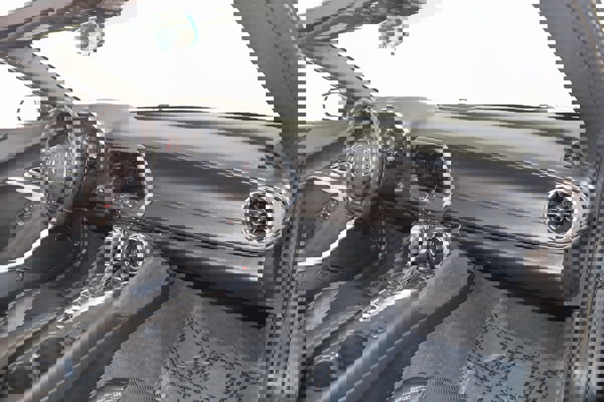 Used 2017 Chevrolet Camaro SS image 52