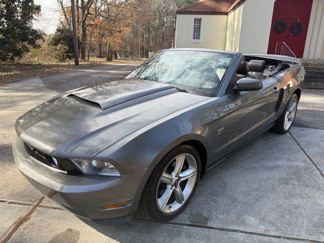 Used 2010 Ford Mustang GT image 26