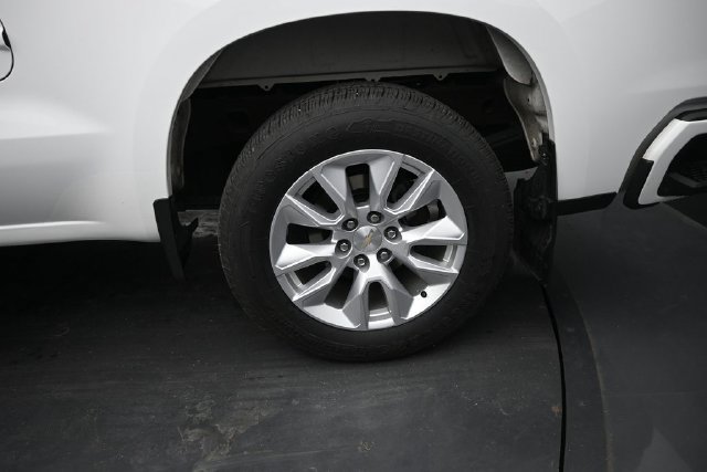 Used 2022 Chevrolet Silverado 1500 Custom w/ Safety Confidence Package AWD/4WD image 38