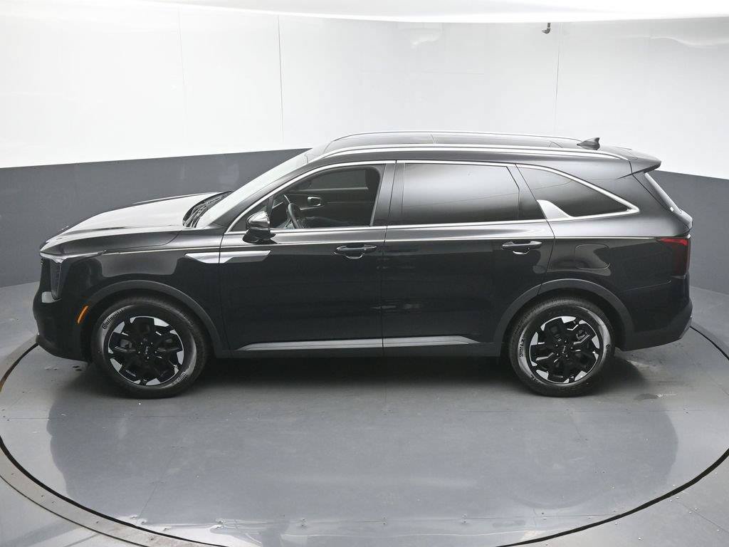 Used 2025 Kia Sorento S w/ Panoramic Sunroof Package FWD image 47