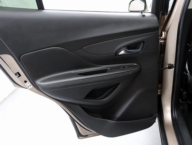 Used 2018 Buick Encore Preferred image 24