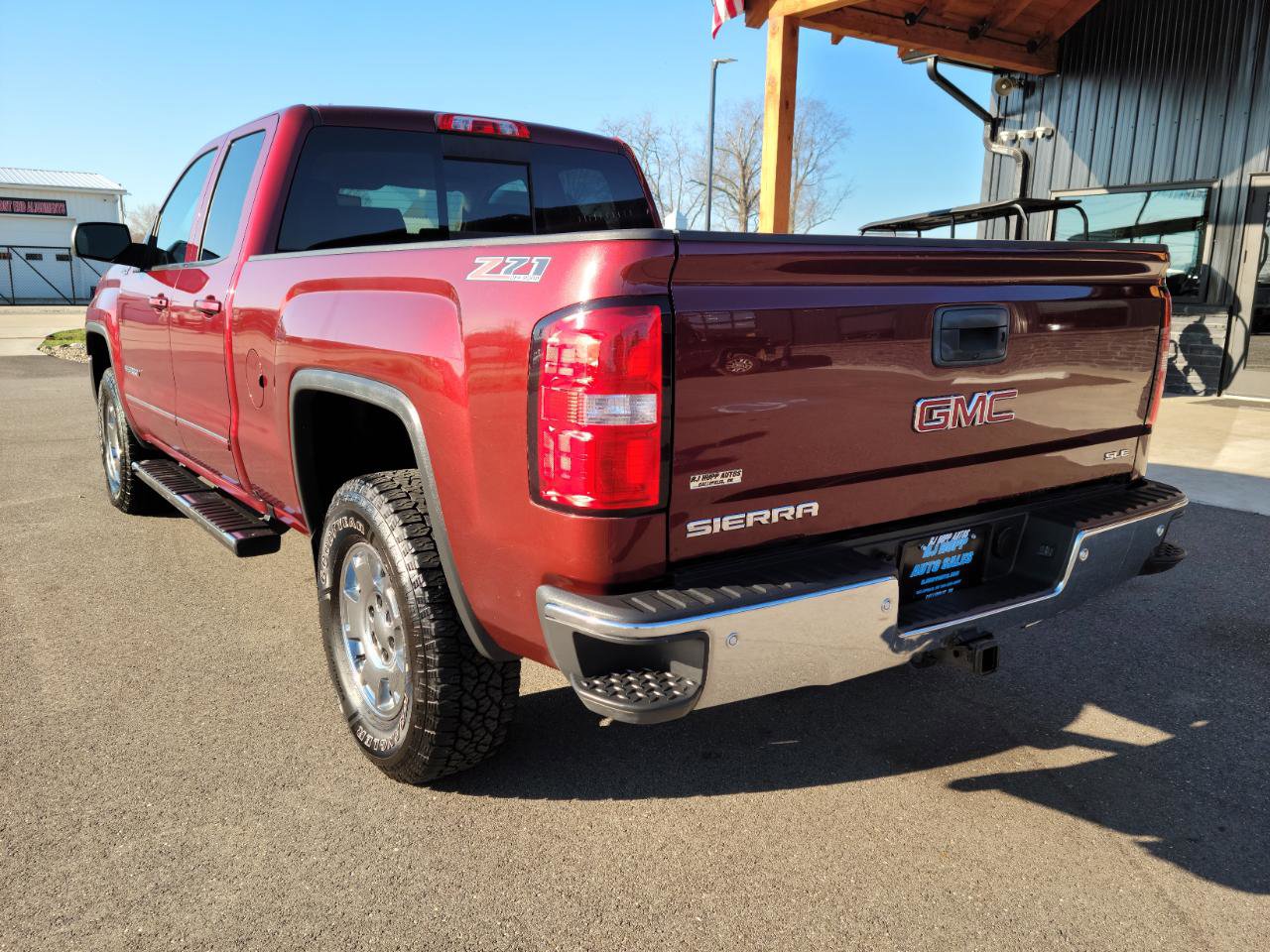 Used 2017 GMC Sierra 1500 SLE w/ SLE Value Package image 6