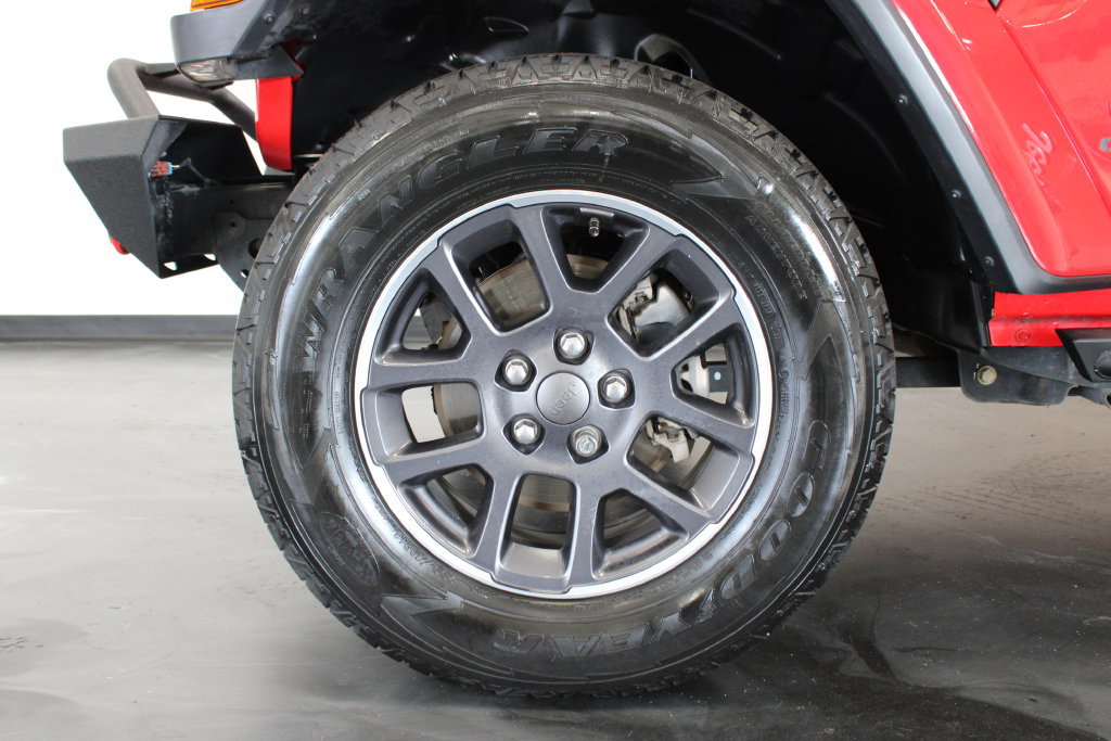 Used 2020 Jeep Gladiator Overland AWD/4WD image 25