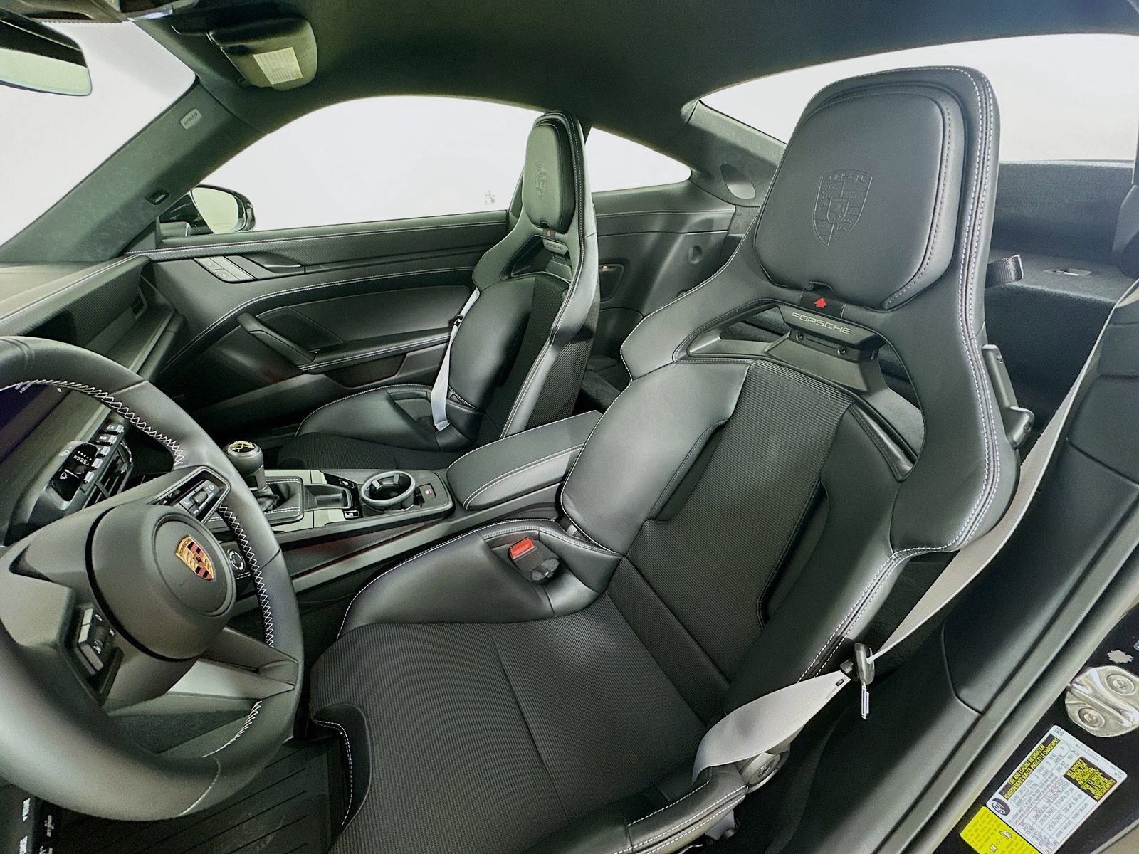 Used 2026 Porsche 911 GT3 w/ Extended Leather Package RWD image 27