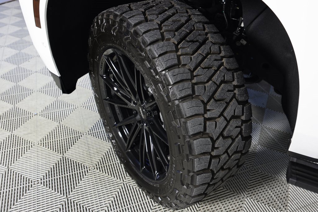 Used 2026 GMC Yukon Denali w/ Sun & Power Step Package image 44