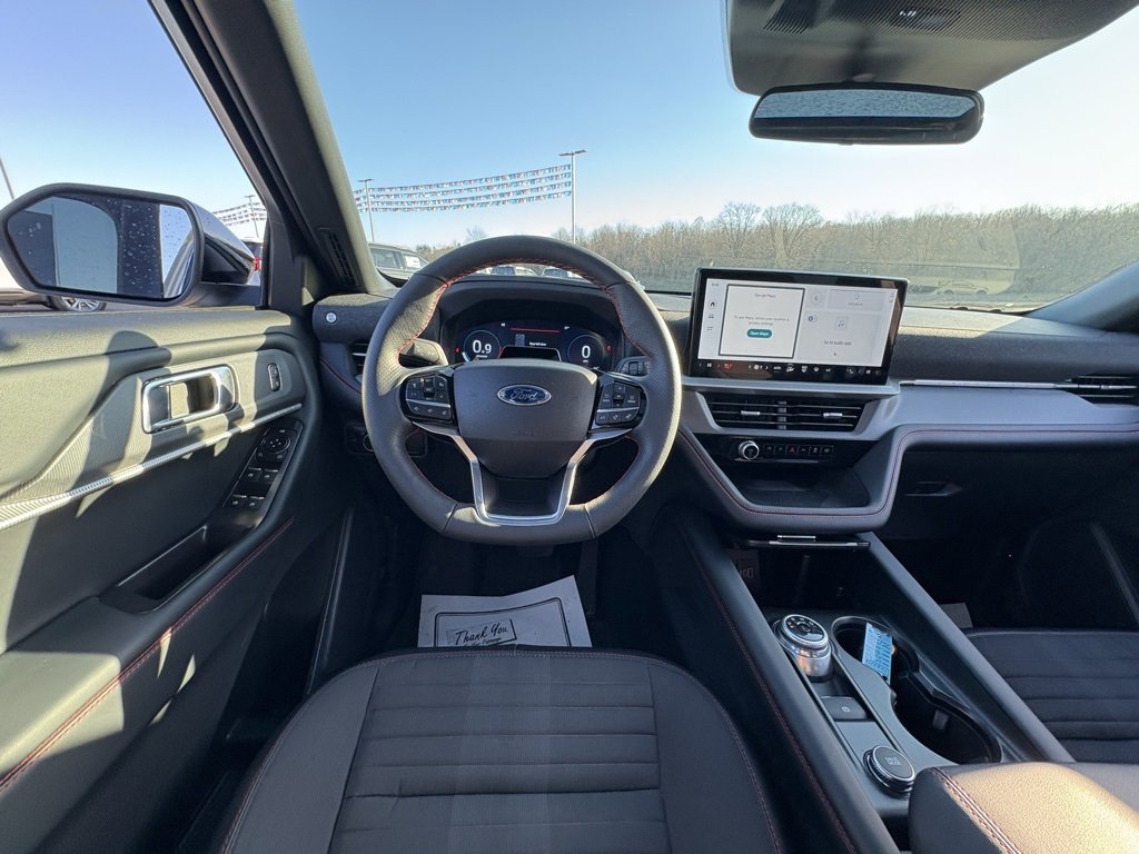Used 2025 Ford Explorer ST-Line image 33