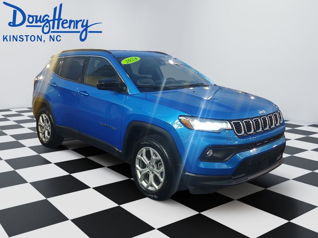 Used 2024 Jeep Compass Latitude image 7
