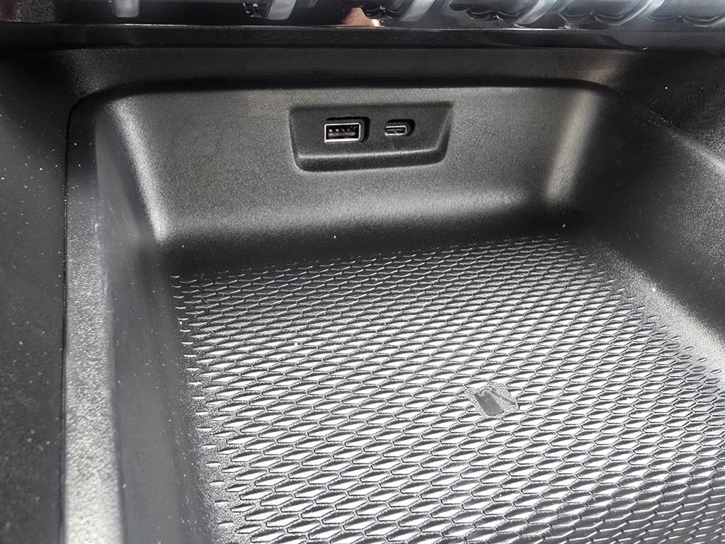 Used 2026 GMC Terrain Denali image 27