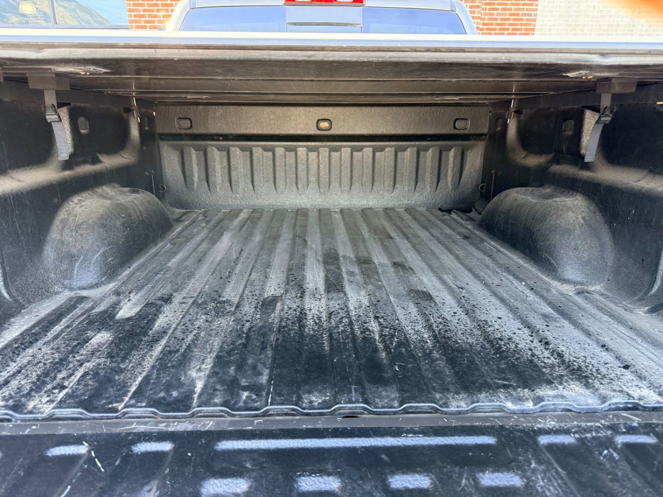 Used 2015 GMC Sierra 1500 SLT w/ SLT Crew Cab Value Package image 23