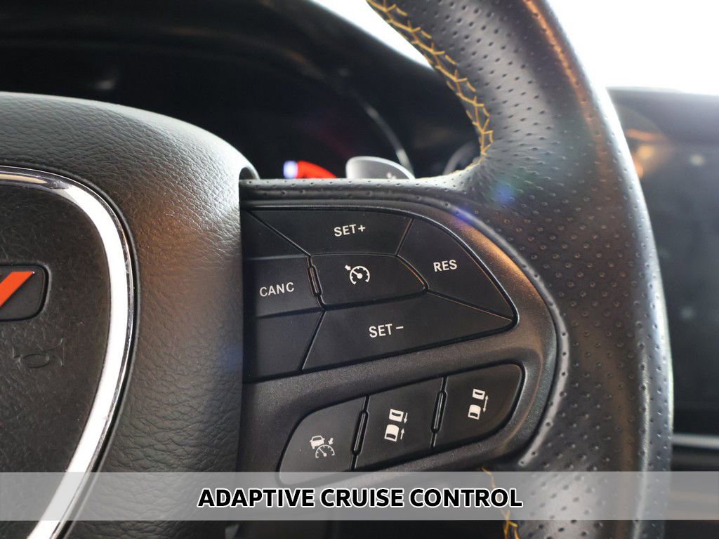 Used 2023 Dodge Durango R/T w/ Hemi Orange Plus Package AWD/4WD image 6