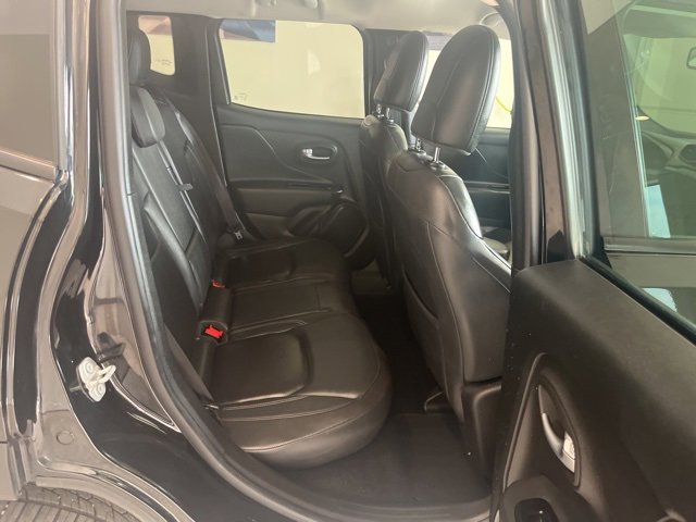 Used 2020 Jeep Renegade Limited image 19