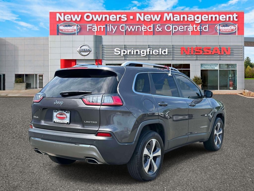 Used 2019 Jeep Cherokee Limited AWD/4WD image 5