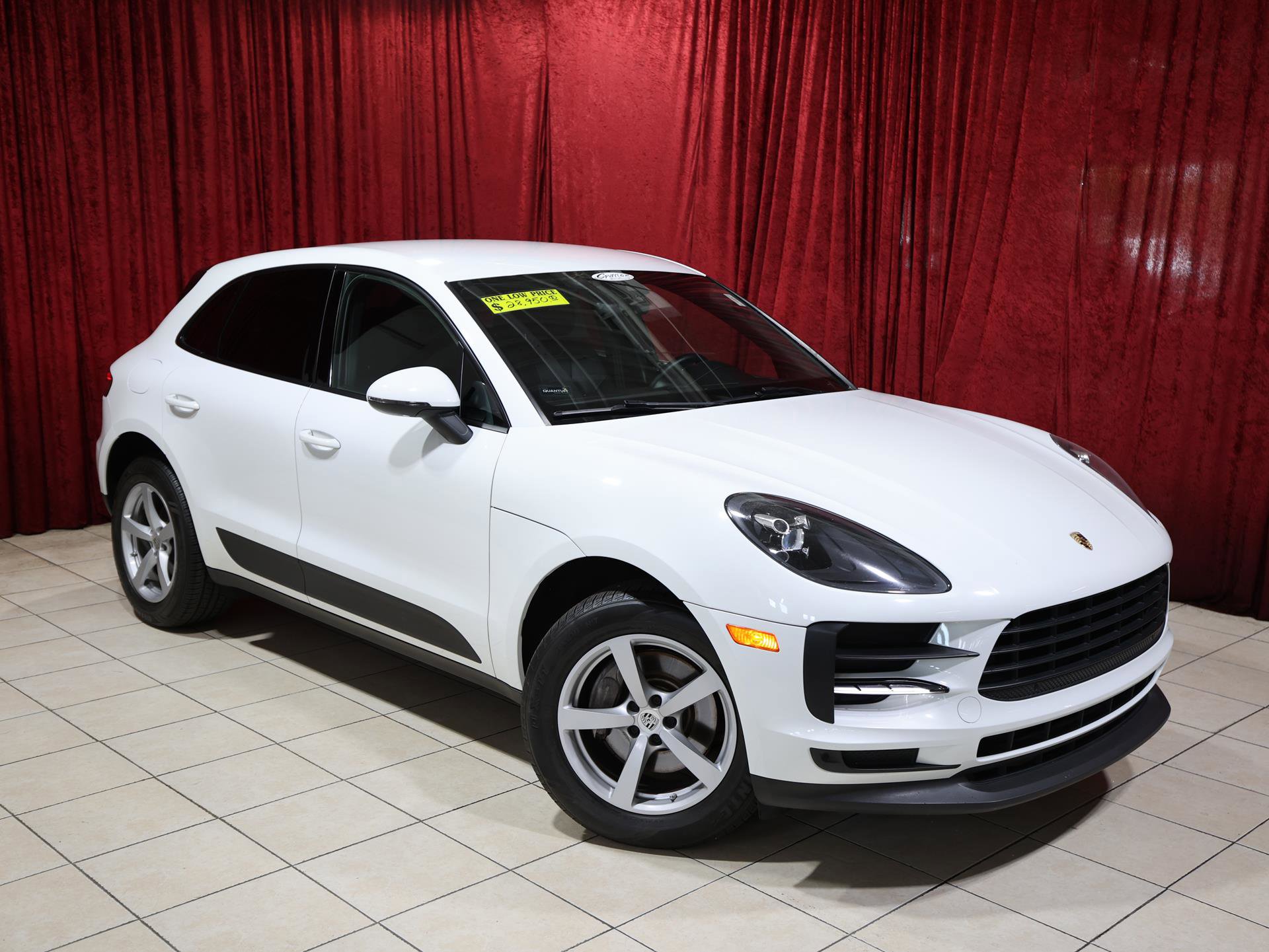 Used 2019 Porsche Macan image 2