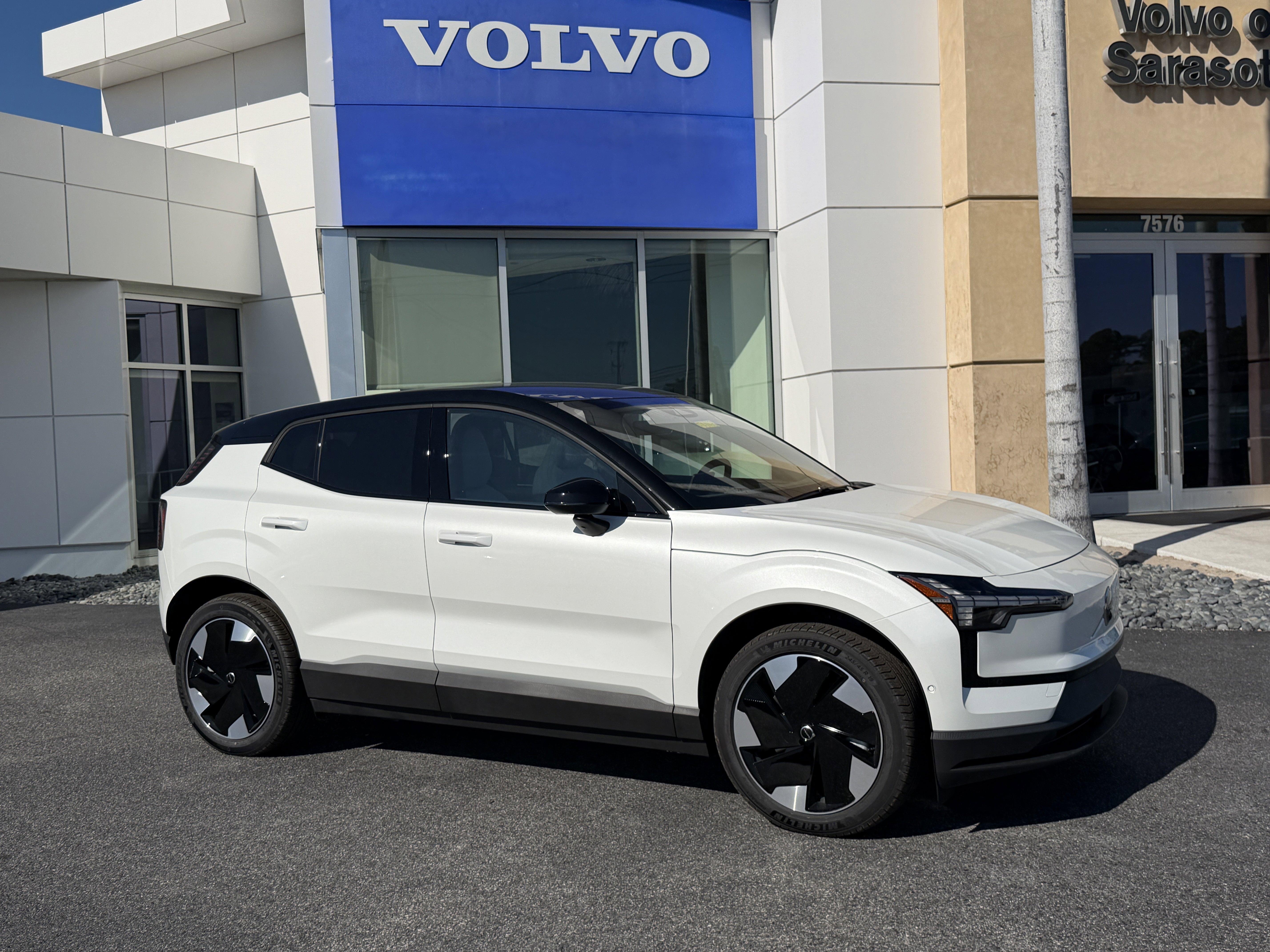 New 2026 Volvo EX30 Ultra image 1