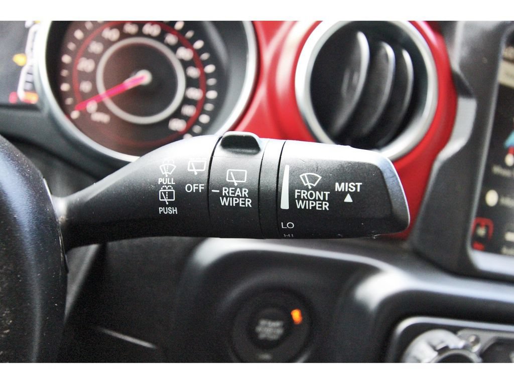 Used 2019 Jeep Wrangler Unlimited Rubicon AWD/4WD image 18