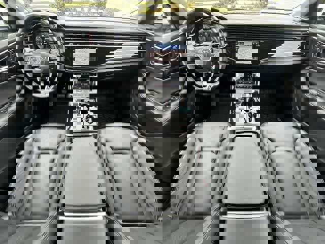 Used 2023 Audi Q8 Premium Plus w/ Premium Plus Package image 22