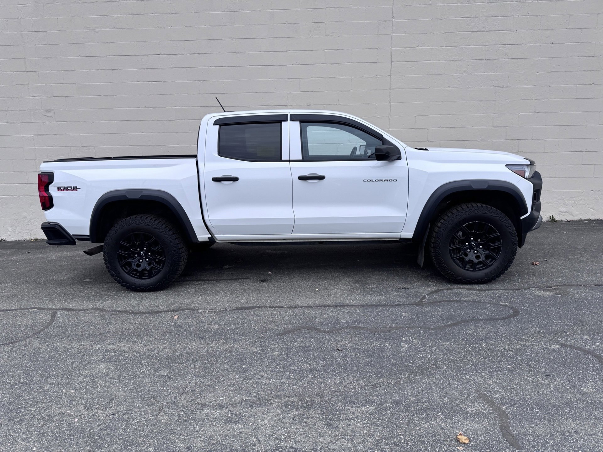 Used 2023 Chevrolet Colorado Trail Boss w/ Advanced Trailering Package image 5