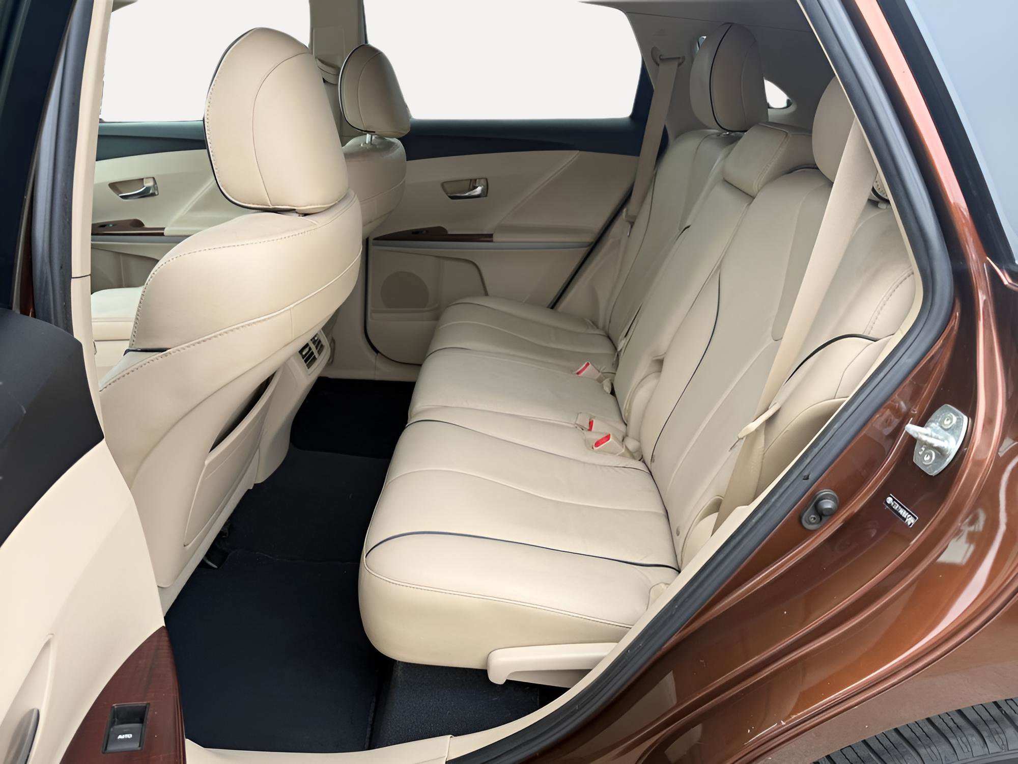 Used 2009 Toyota Venza FWD image 13
