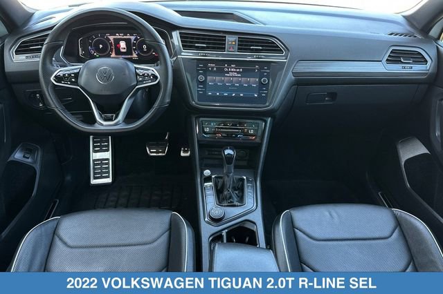 Used 2022 Volkswagen Tiguan SEL R-Line AWD/4WD image 14