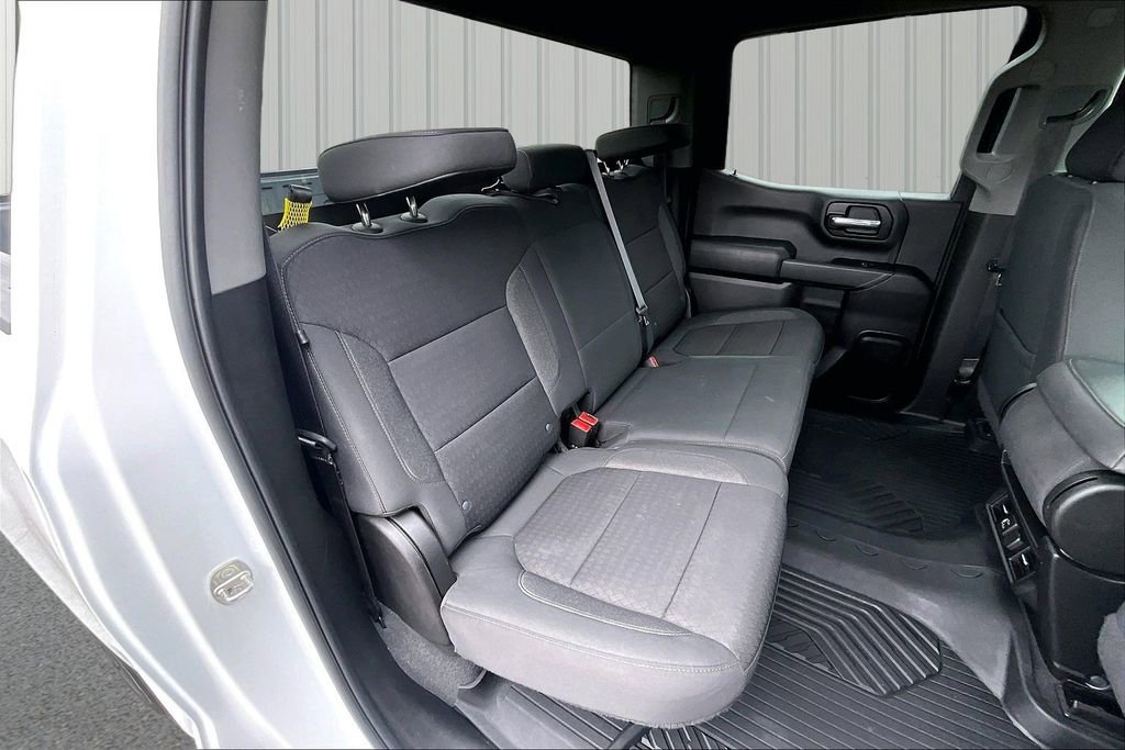 Used 2022 Chevrolet Silverado 1500 LT AWD/4WD image 20