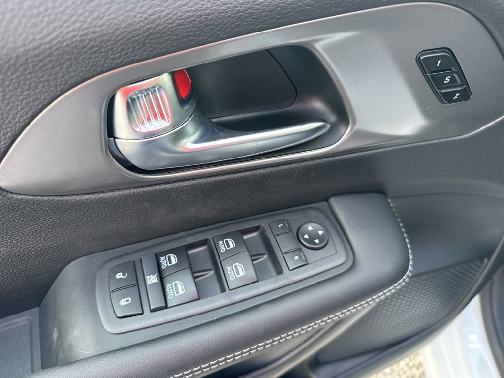 New 2026 Chrysler Pacifica Select image 22